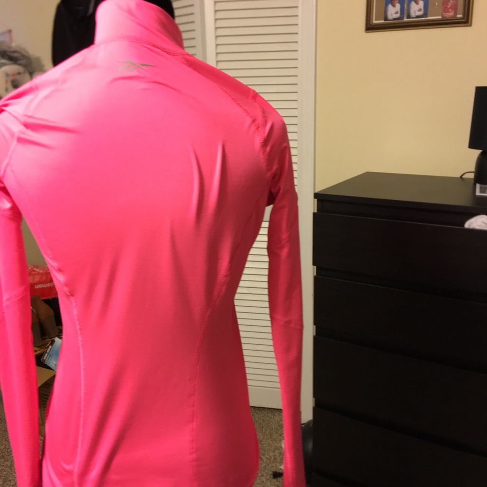 Beautiful dri fit Reebok, half zip pullover. - Picture 2 of 7